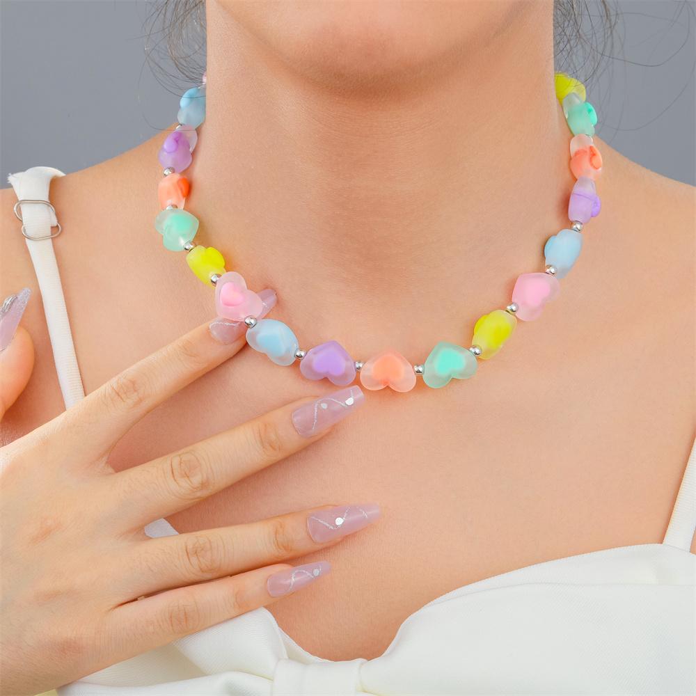 Boho Colorful Love Heart Beaded Necklace For Women Fashion Dopamine Girls Resin Clavicle Chain Choker Jewelry Y2K Accessories