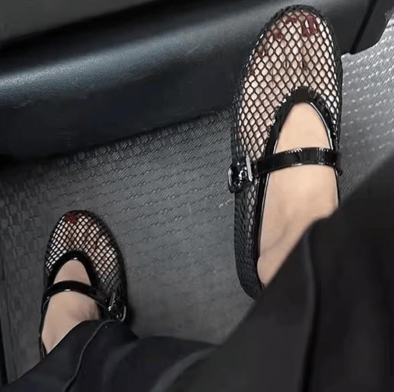 Sandales creuses en maille d'été pour femmes, chaussures de plage peu profondes, confortables, rétro, 35-42, nouvelle collection 2024