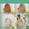 Mochila com Padrão Xadrez Para Alunos do Ensino Médio e Universitário Com Grande Capacidade e Características em Relevo