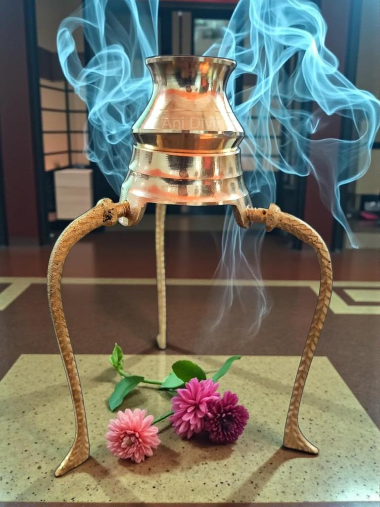 TreegoArt Brass Shivling Jal Abhishek Stand with Lota Elegant and Functional Design for Worship and Rituals - 5 Inch Height