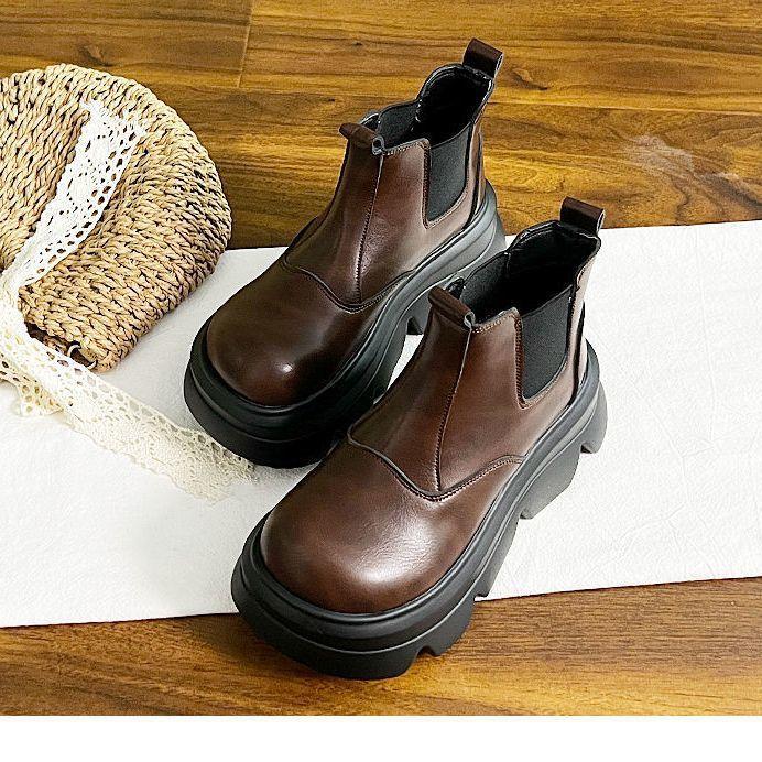 Retro Versatile Platform Chelsea Boots 2025 New Autumn and Winter Foreign Versatile Super Martin Boots British Short Boots
