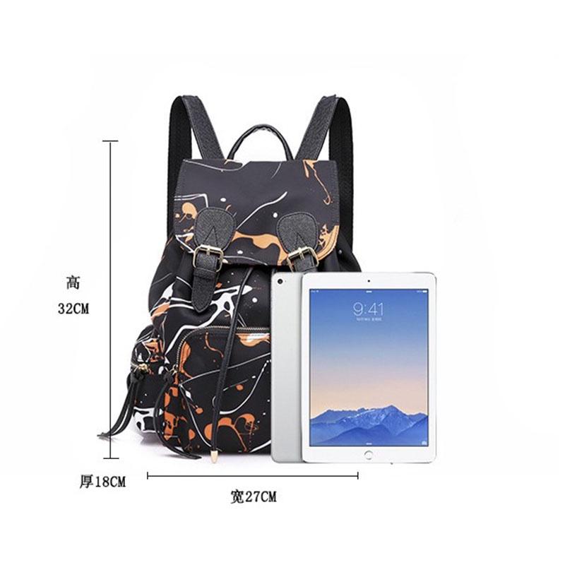 Stilvoller Und Verschleißfester Damen-Nylon-Graffiti-Rucksack Mit Weichem Material