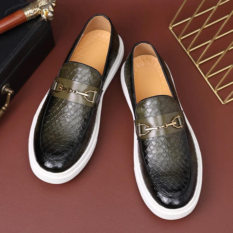 Men's Casual Shoes Embossed Leather Men Classic Buckle Horsebit Loafers Mens Slip-on Board Shoes Outdoor Flats New