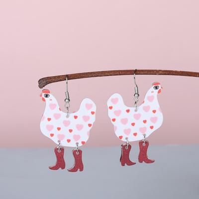 Brincos e brincos coloridos de desenho animado em forma de galinha