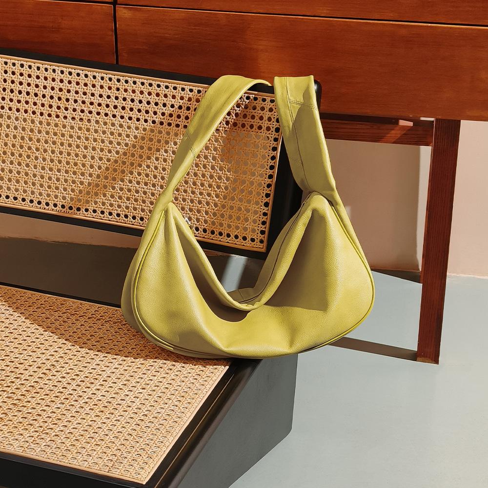 First layer cowhide dumpling bag women's high-end messenger bag can come to the picture to sample genuine leather women's bag