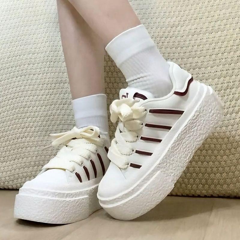 Milk fufu round head thick-soled little white shoes women's summer ins light and breathable student versatile commuter board shoes