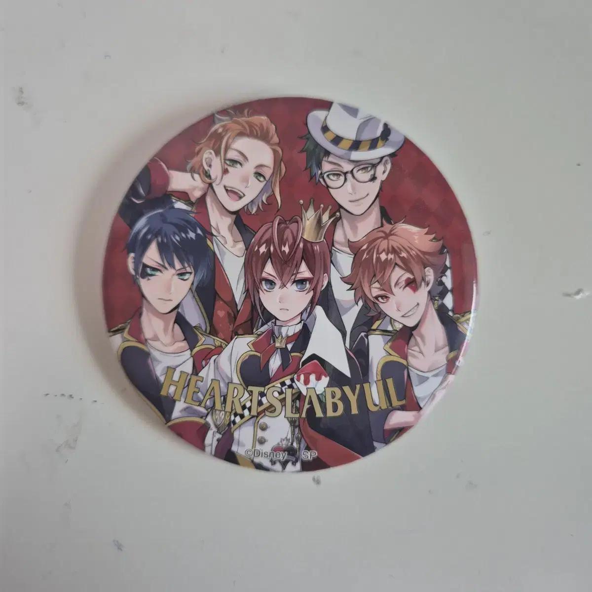 

(fast) Twisted Wonderland Heartland Group Can Badge