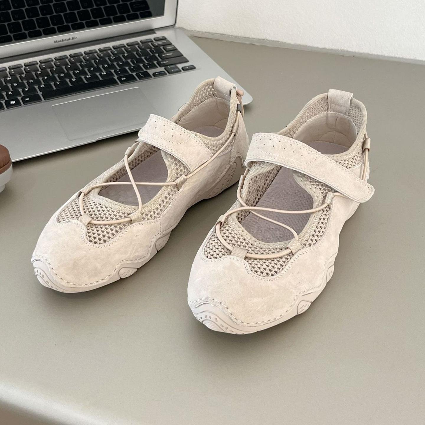 

Ретро туфли Мэри Джейн дышащие повседневные женские туфли 2025 лето новые уличные спортивные туфли на мягкой подошве женские туфли на плоской подошве 35 светло-серый