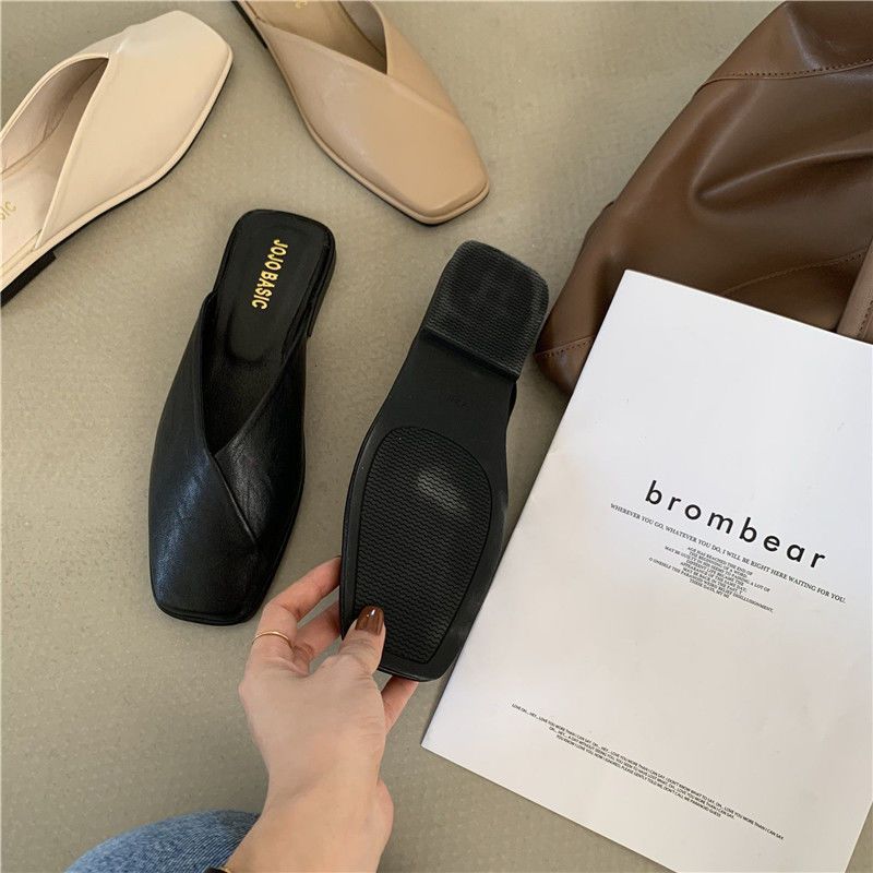 Summer new flat-bottomed comfortable soft-soled one-pedal lazy slippers trendy versatile temperament women's shoes