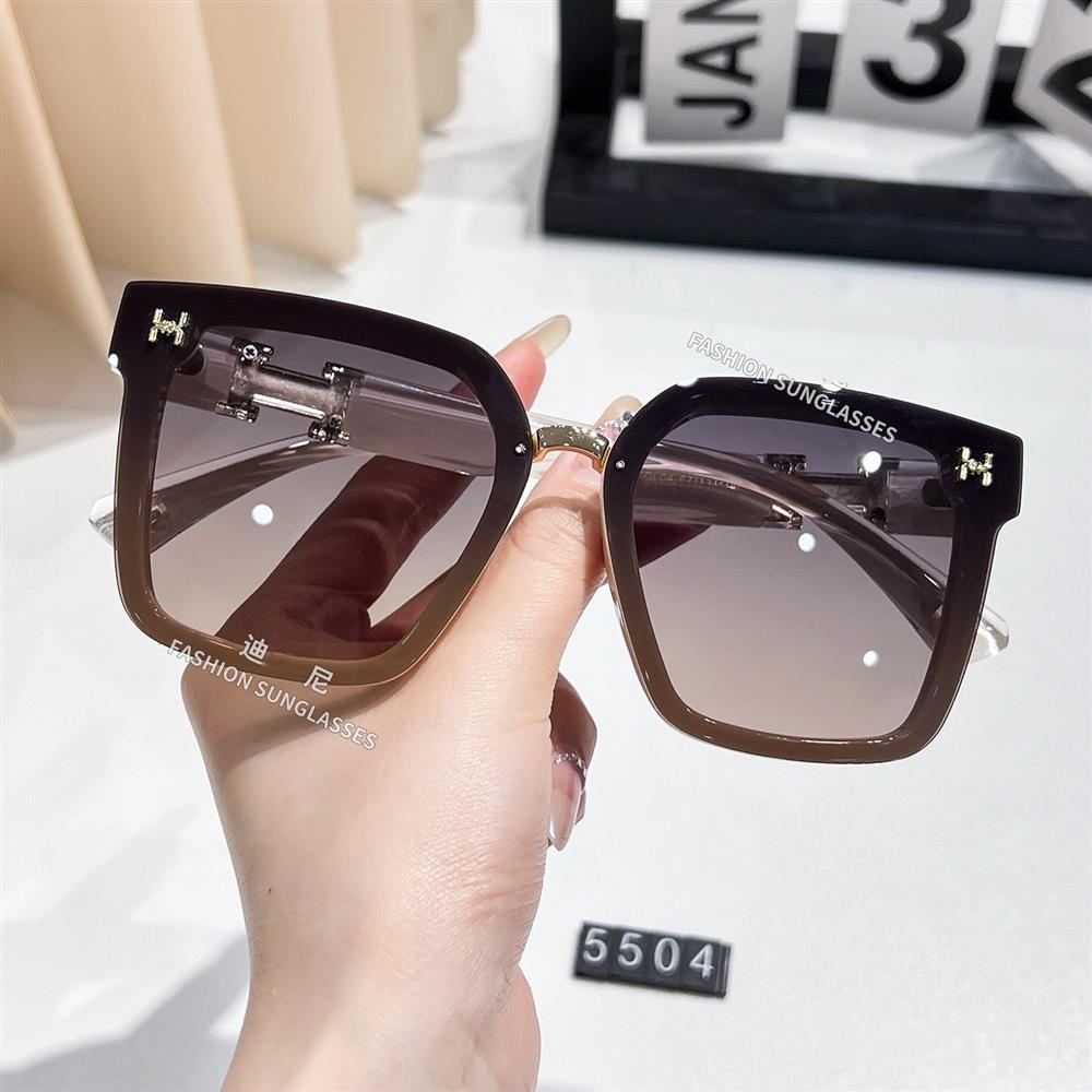 2025 new European and American large frame sunglasses women polarized sunglasses Xiaohongshu Douyin Internet celebrity live broadcast explosion