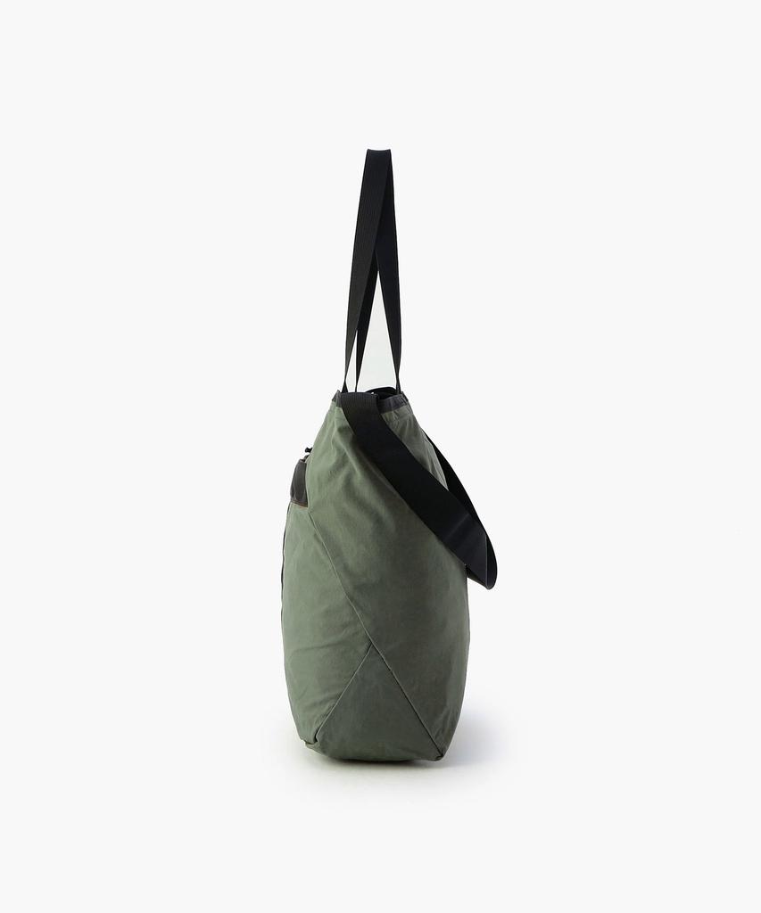 Briefing Packable 2-Way Tote_Sage Green