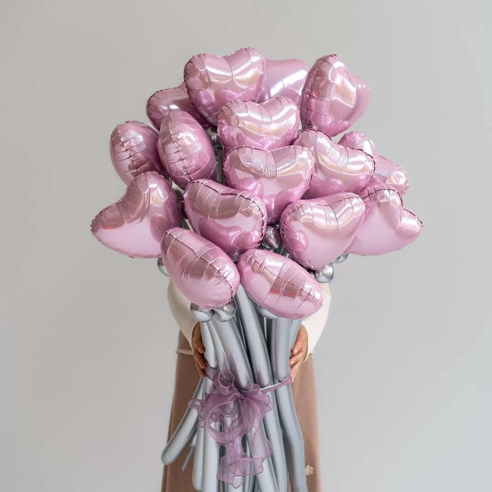 Love Balloon Bouquet Set, Red and Green Latex DIY Long Balloons for Confession Decoration At Birthday Parties