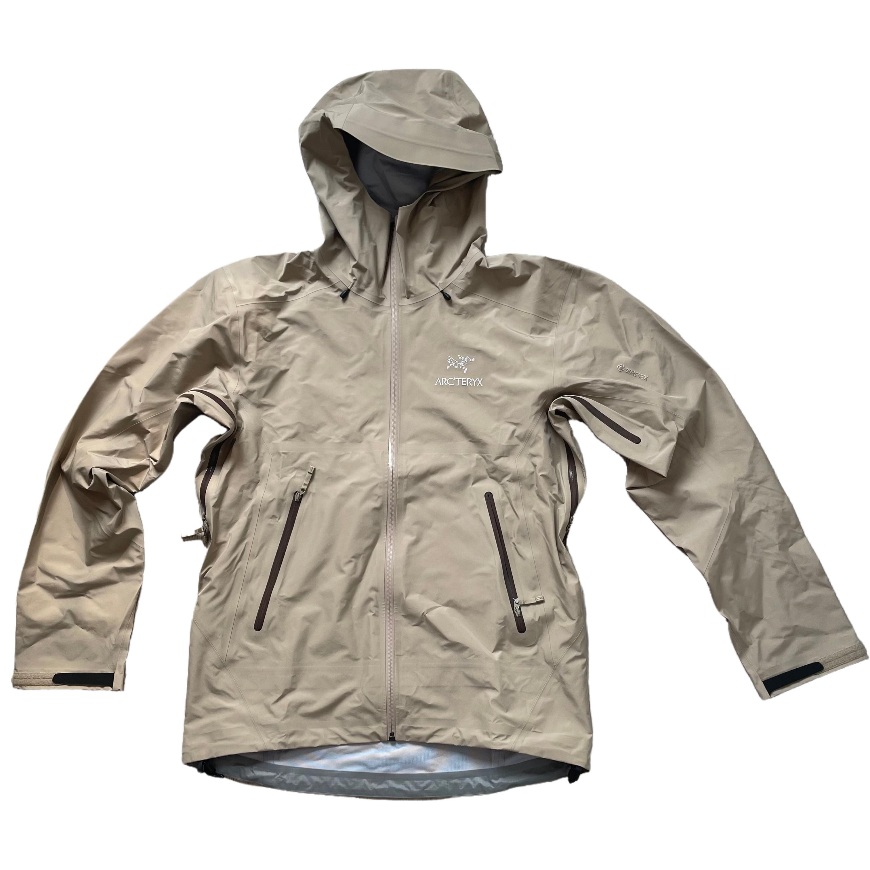 Arc`teryx Beta Lt GORE TEX® Hooded