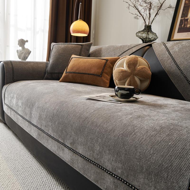 

New High-Gram Chenille Sofa Cushion Four-Season Universal Non-Slip Premium Straight-Breasted Leather Sofa Seat Cushion Cover 70*70cm