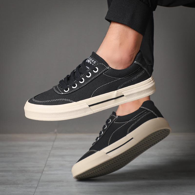 Fashion Classic Men Canvas Shoes Spring Autumn Fashion Solid Color Men Vulcanized Shoes Lace-up Black Casual Shoes Men Sneakers SS25831