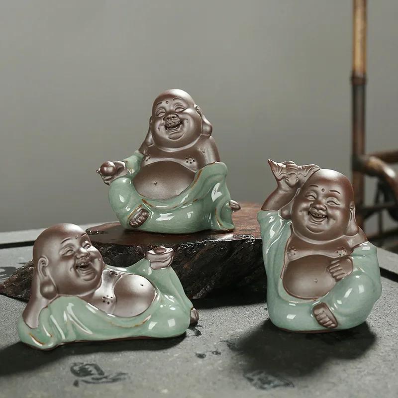 F Kreatywny Butik Uśmiechnięty Budda Zwierzak Herbaciany Ceramiczne Ozdoby Szalonego Mnicha Figurki Kung Fu i Mini Umeblowanie Domu Dekoracja Biura