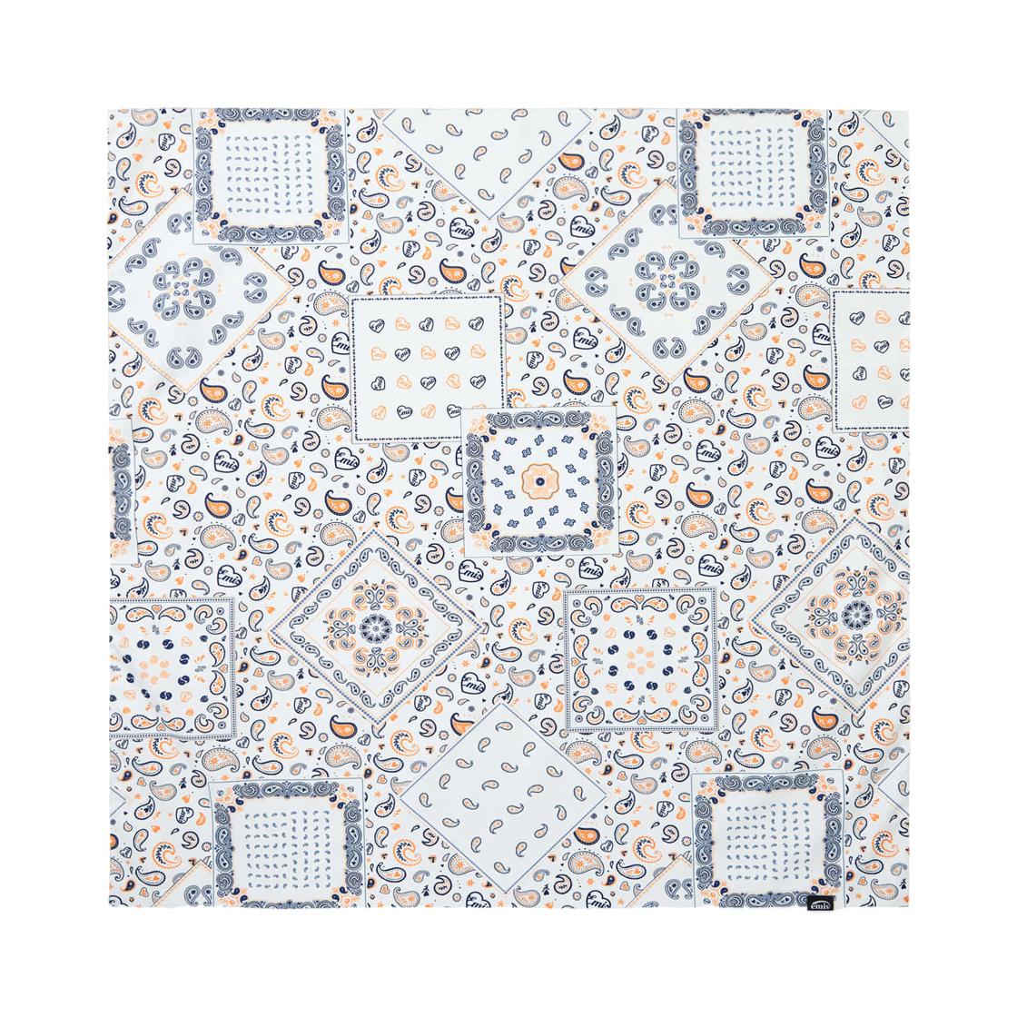 EMIS Paisley Scarf White ONE SIZE