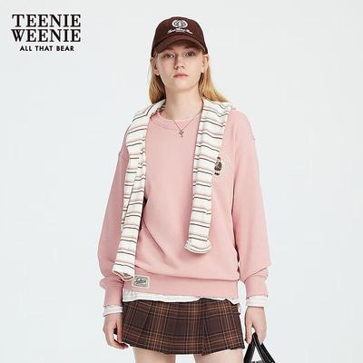 Bear Women's College Style Round Neck Sweatshirt