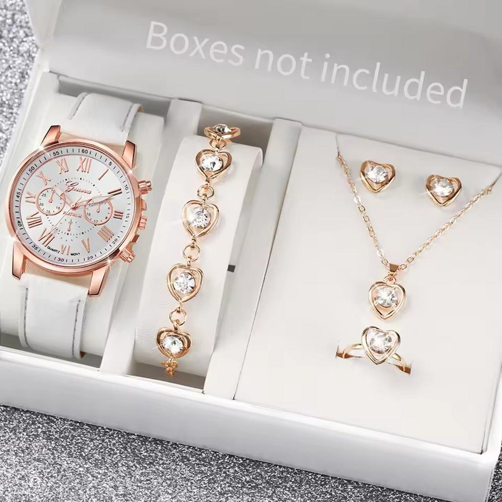 Minimalist And Personalized Women's Jewelry Set