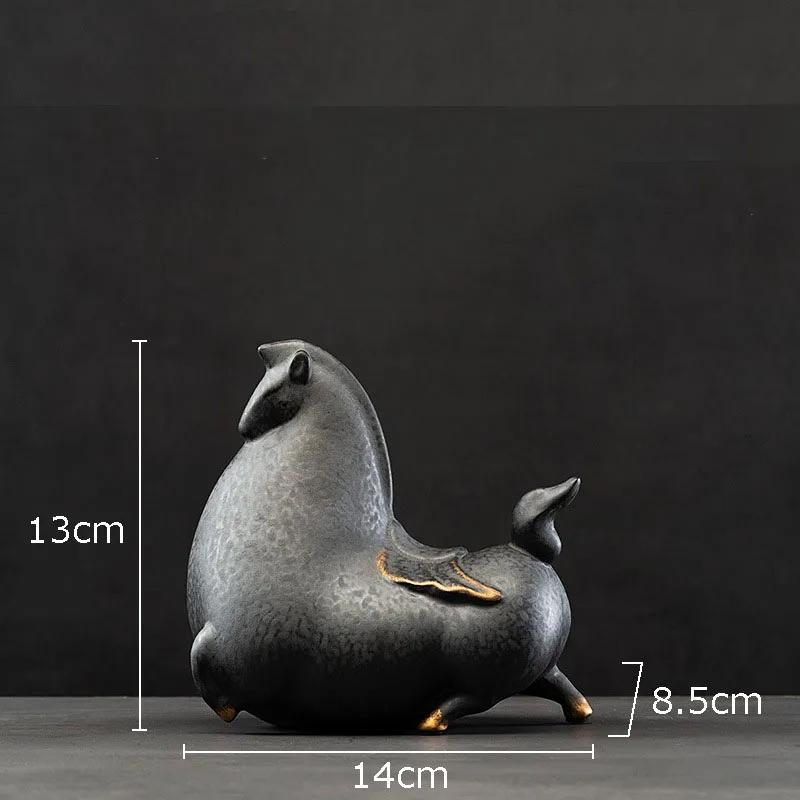 

Creative Fat Horse Ceramic Statue, Home Decoration, Lucky Red Tang Horse Sculpture, Living Room Decoration, Retro Craft