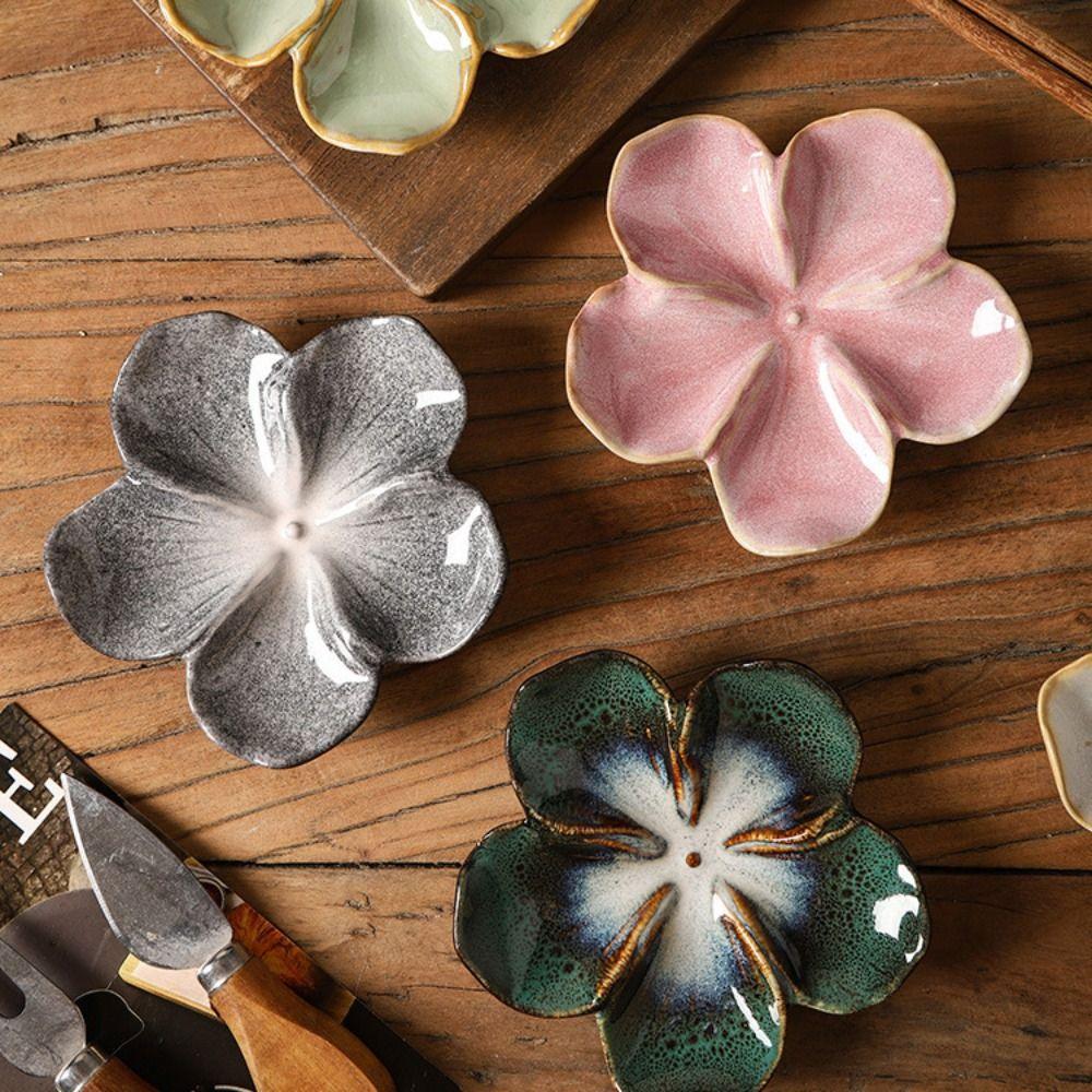 Retro Multi-color Ceramic Craft Dish Creative Decorative Flower Shaped Small Dish Dipping Sauce Dish Gifts