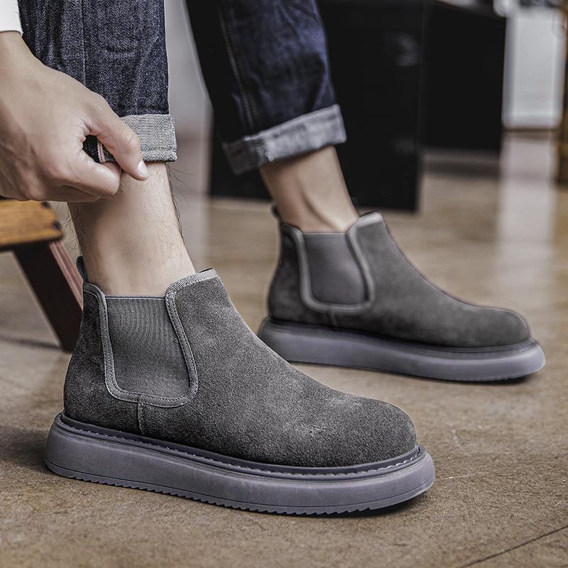 Fashion Genuine Leather Men Winter Short Plush Boots British Style Warm Casual Leather Thick Bottom Winter Shoes Outdoor Walking Shoes