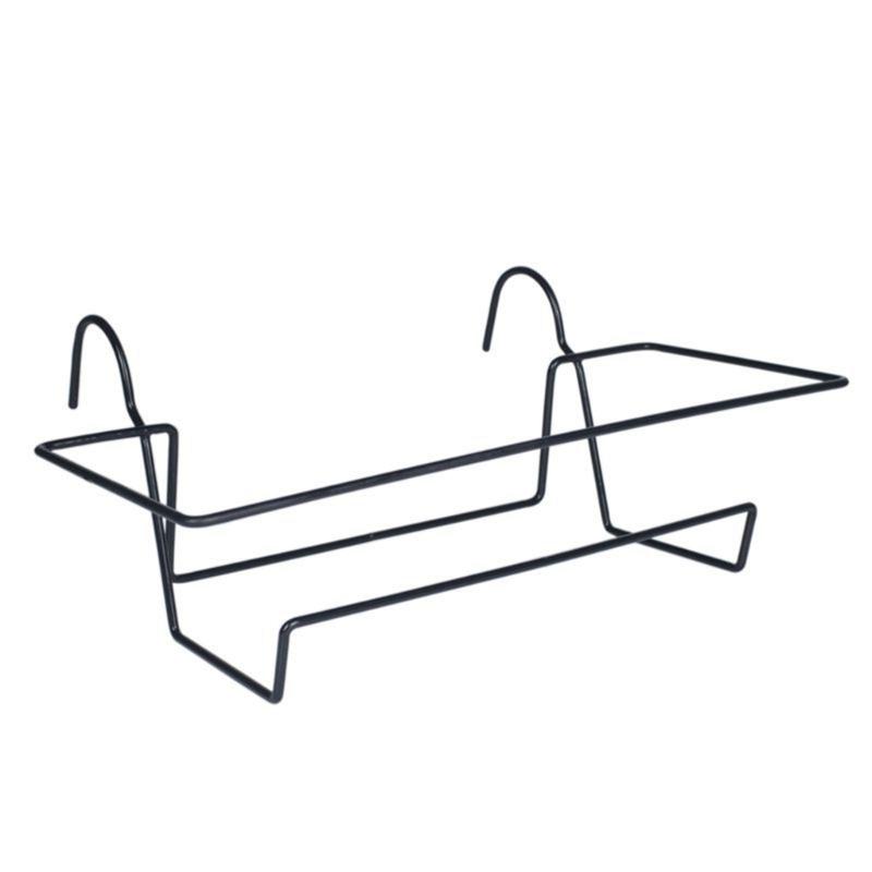 Durable Plastic Planter In Medium Size Durable Planter Flower Pots With Integrated Tray and Rack For Water Management