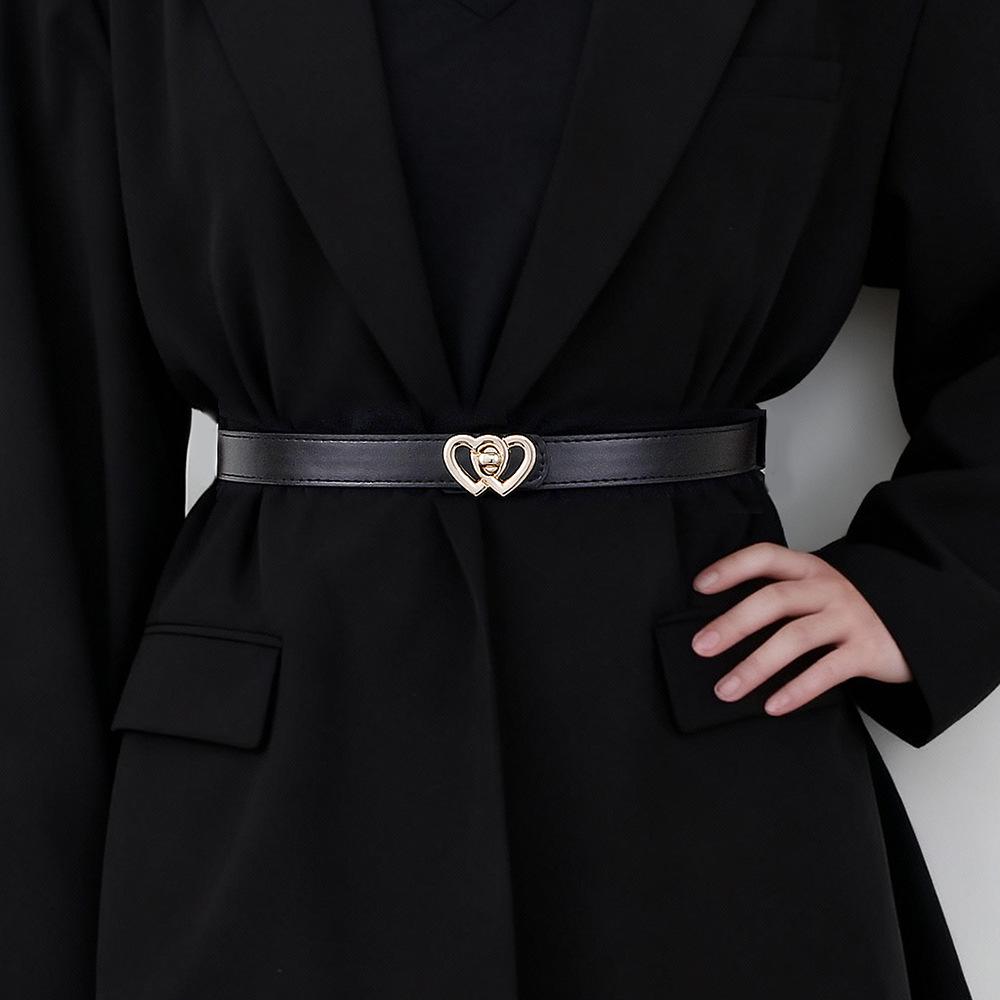 Cintura da Donna in Pelle Regolabile con Fibbia a Forma di Cuore per Vestiti e Cappotti