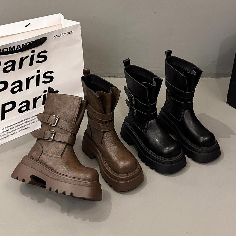 British Style Platform Fashion Boots Women's 2025 New Korean Version Belt Buckle Fashion Martin Boots Niche Design Short Boots