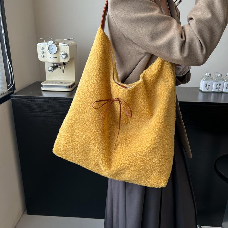 Foreign Fashion Underarm Bag Women's 2025 Autumn and Winter New Simple Casual Large-capacity Tote Bag To Work Commuter Women's Bag