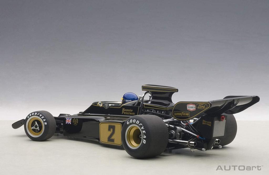 AUTOart Lotus 72E 1973 Ronnie Peterson Driver 1/18 #2 (with Figure)
