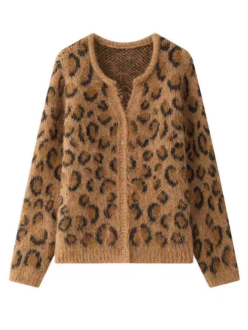 Lazy wind leopard print Maillard sweater cardigan 2026 autumn and winter new retro short thin coat S