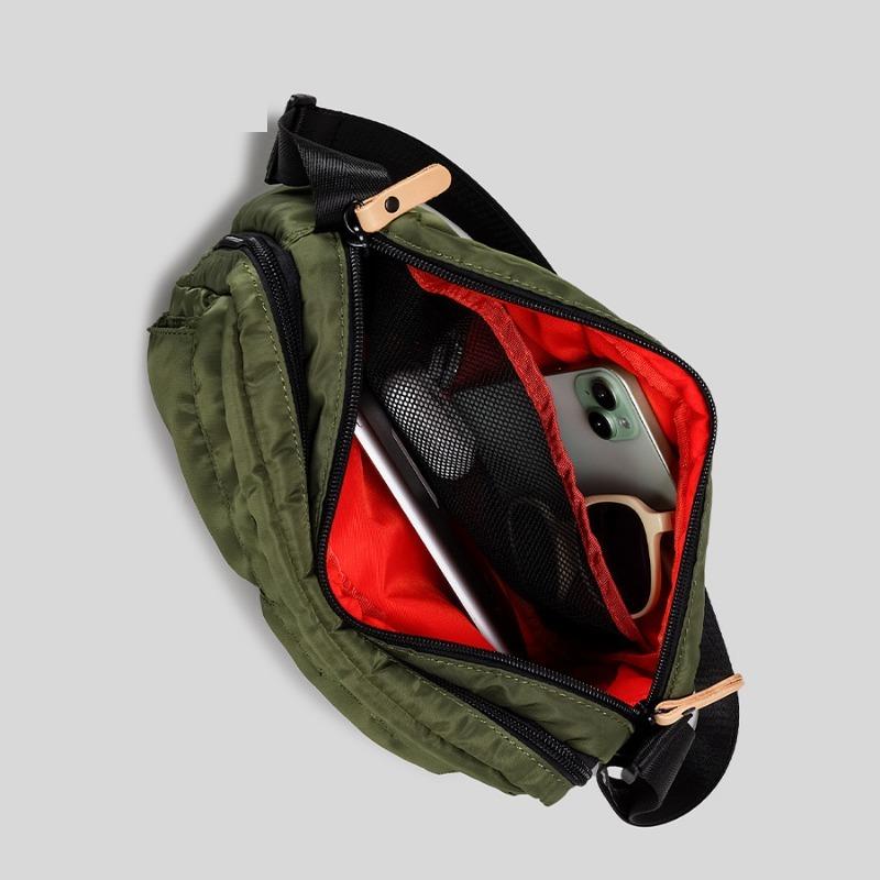 Water-resistant Casual Single-shoulder Crossbody Bag Fashionable Multi-pocket Versatile Handbag