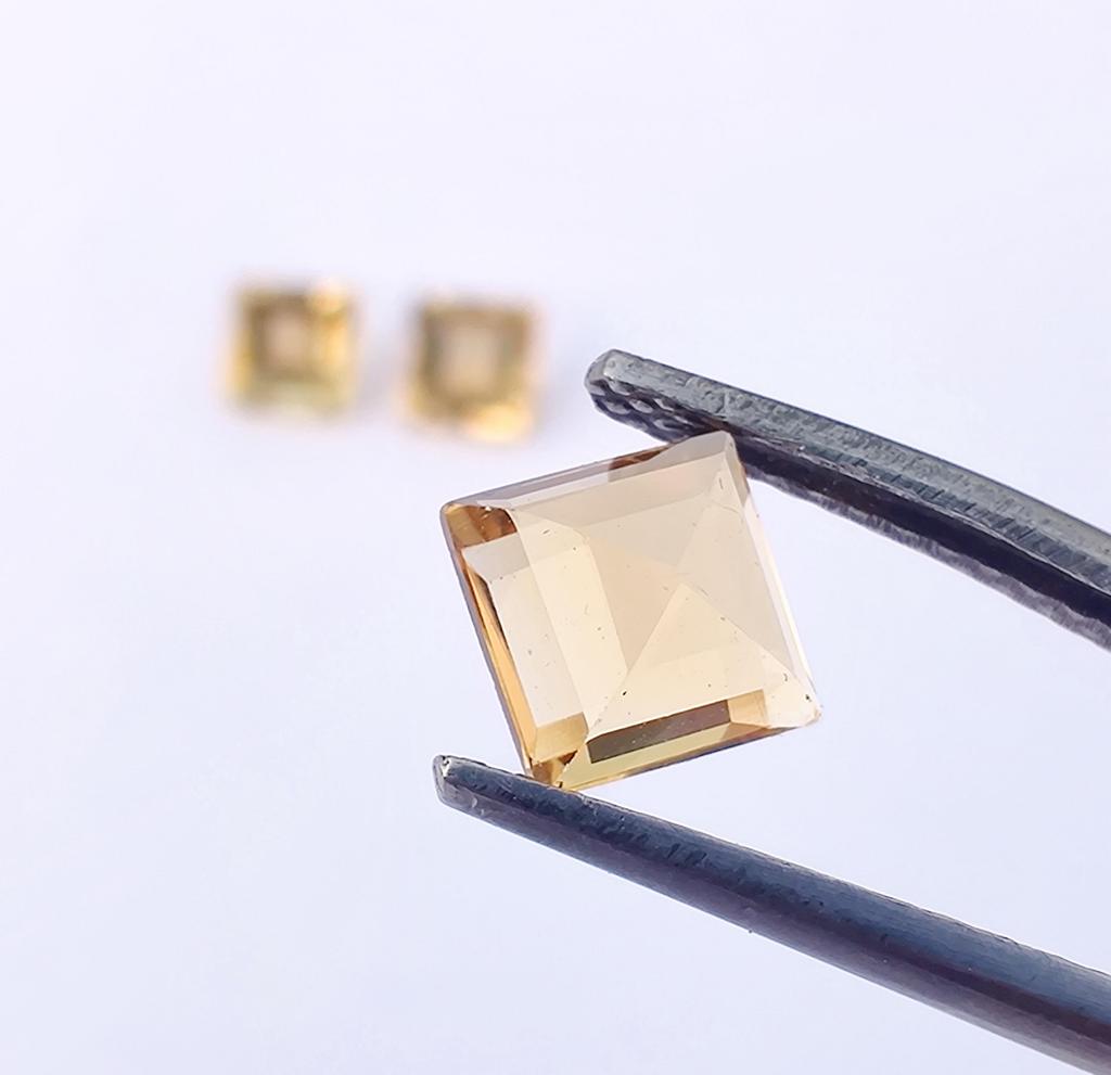 Lot de pietre prețioase libere de citrin natural tăiate pătrat, mărime 5 mm, pentru confecționarea bijuteriilor, lot de 2,50 carate.