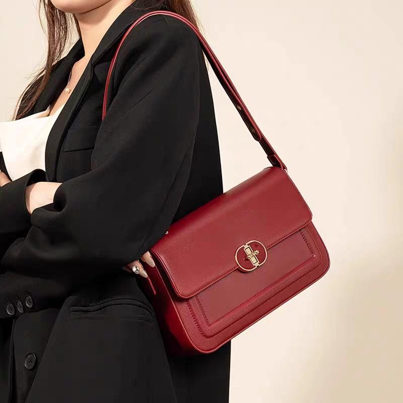 

2025 new red women s bag versatile shoulder armpit bag simple atmosphere bridal wedding bag daily use standard бордовый