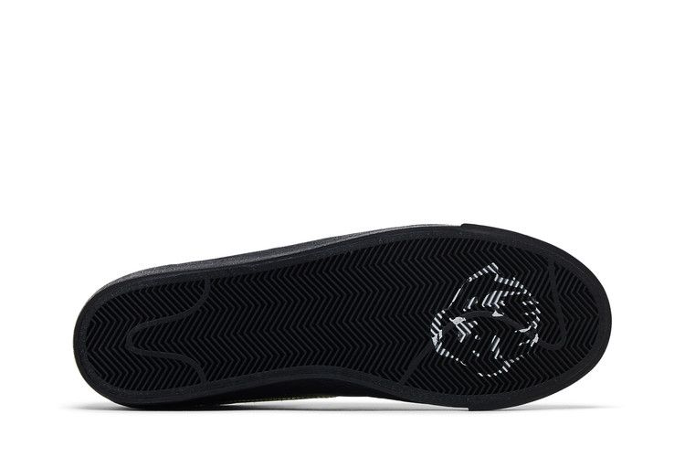 Nike SB Zoom Blazer Low Dancer Skateboards