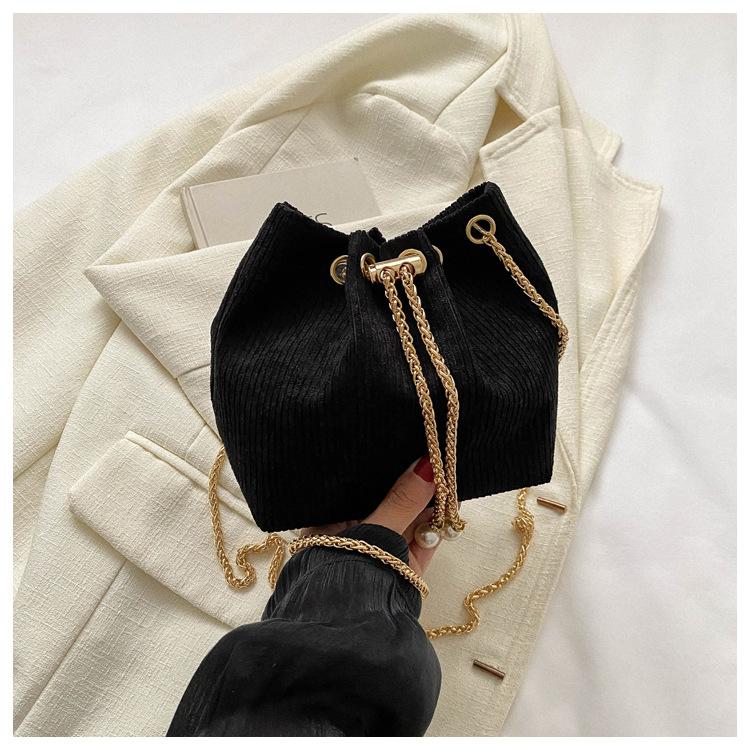 Pumping Belt Mode 2025 neue Cord Süßigkeitenfarbe Hugh große Kapazität Leerlaufkette diagonale Spannschulter Eimertasche