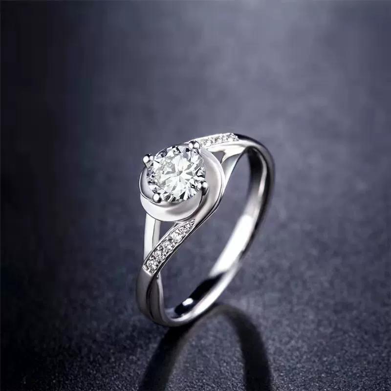 S925 Moissanite Ring Twist Arm Cross Diamond Aesthetic Snowflake Peach Heart Simple Versatile One Carat Live Ring