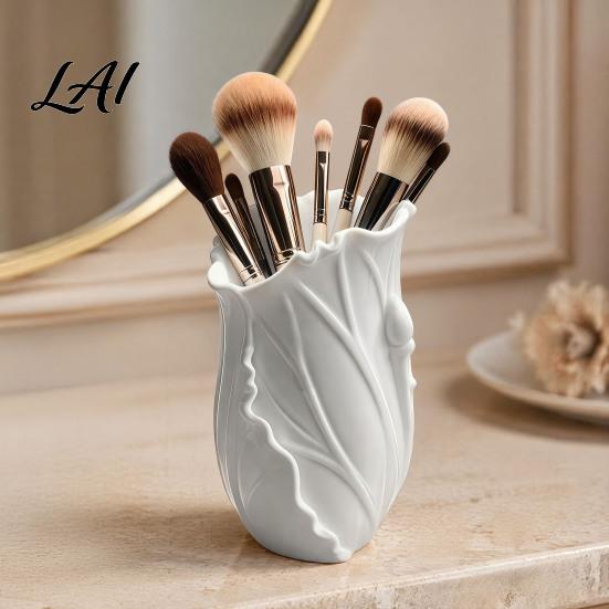 Unique Desk Organizer for Pens Lotus Leaf Pen Holder Decorative Pencil Modern Minimalist Desktop Office Supplies Makeup Brushes Stylish Holder