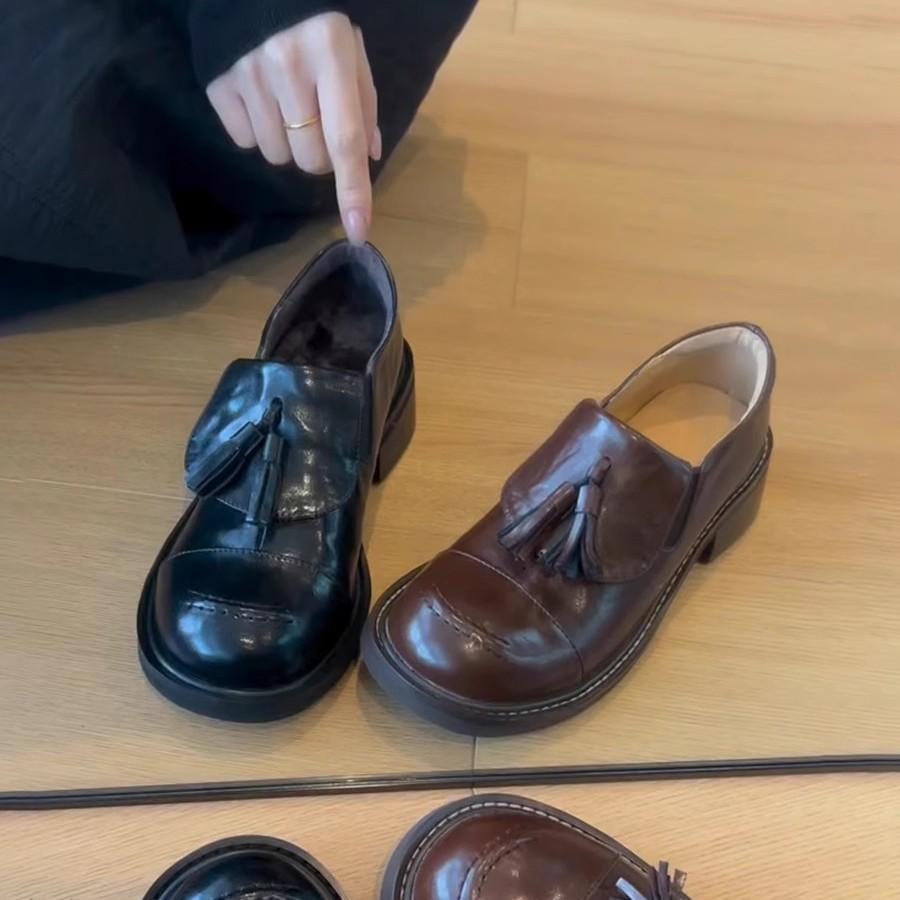 Fashion NEW Designer tassels Vintage Slip On Women Loafer Shoes Casual Shallow Flats Spring Autumn Classic Office Female Shoes