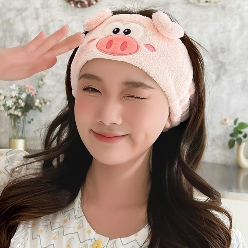 Soft and Absorbent Piggy Heart Headband for Daily Skincare and Makeup Removal Soft Plush Furry Hairband