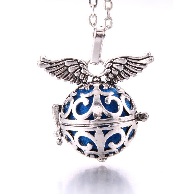 Hot-selling Aromatherapy Ancient Silver Style Cage Type Hollow Necklace Essential Oil Diffuser Perfume Box Ancient Hanfu Accessories