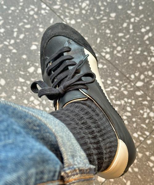 [APRILFOR] 505 Black Solid Marumaru Sneakers SOL505Black