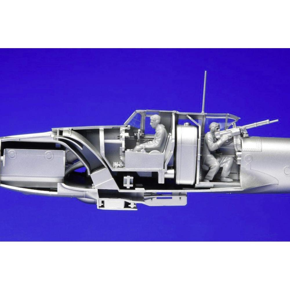 Tamiya 148 Masterpiece Series No.113 Soviet Air Force Ilyushin IL-2 Sturmovik Plastic Model 61113