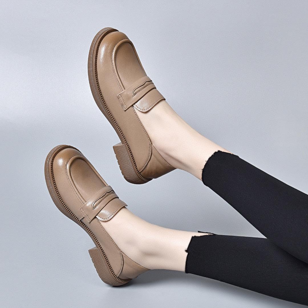 

Женские весенние туфли на плоской подошве, новые базовые туфли-лодочки с мелким вырезом, обувь на четыре сезона, в колледжском стиле, маленькие кожаные туфли 41 хаки