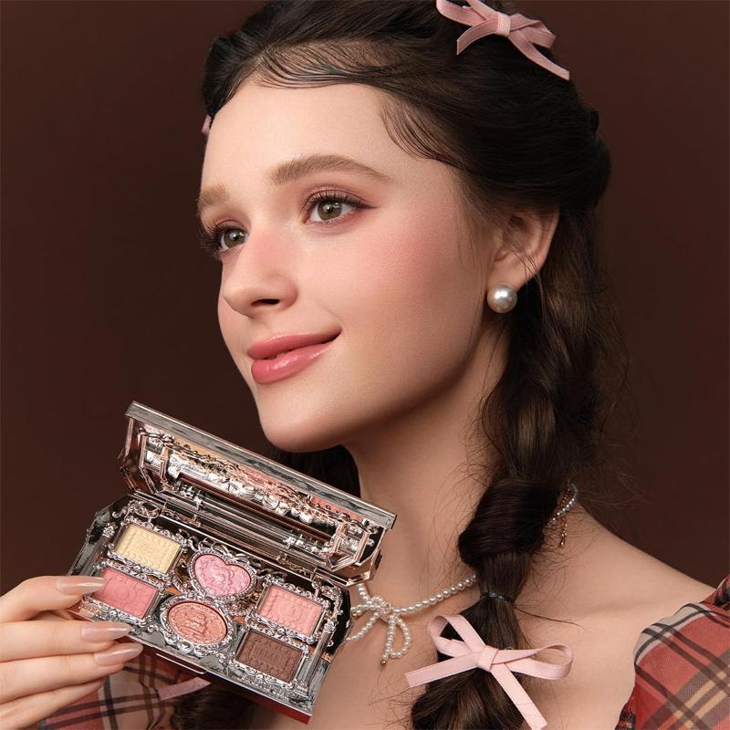 [Flower Knows] The Sweetie Bear 6-Color Makeup Palette 6.5g