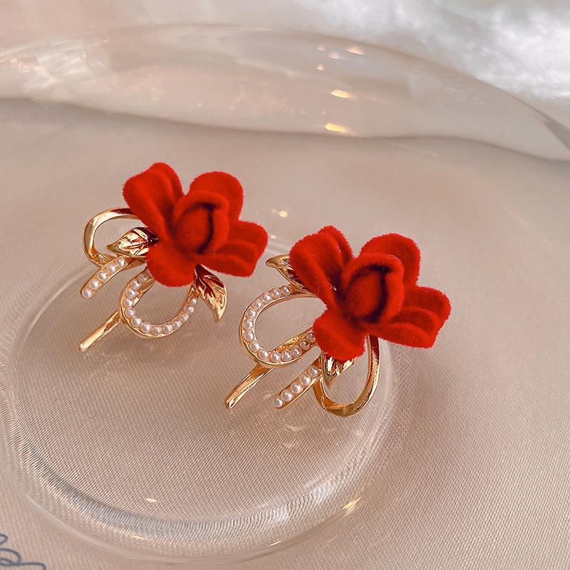 Flocking Flower Leaf Pearl Earrings for Women Light Luxury High-grade Red Stud Earrings New Korean Fashion Stylish Zircon Women