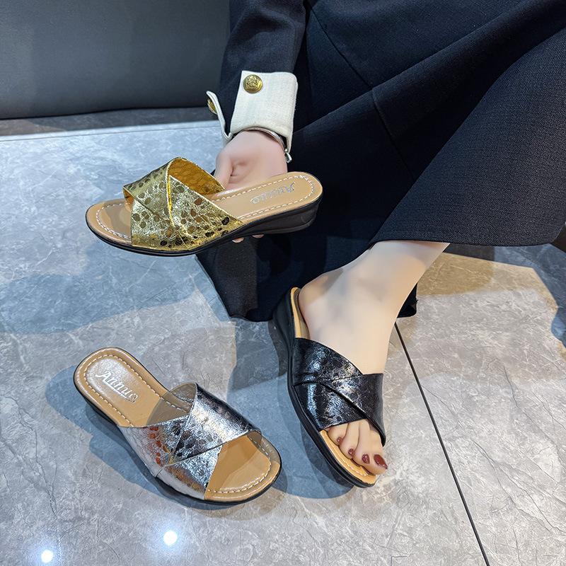 

Sequined cross-strapped cool slippers summer new outer wear flat-soled maternity shoes casual vacation beach cool slippers women 36