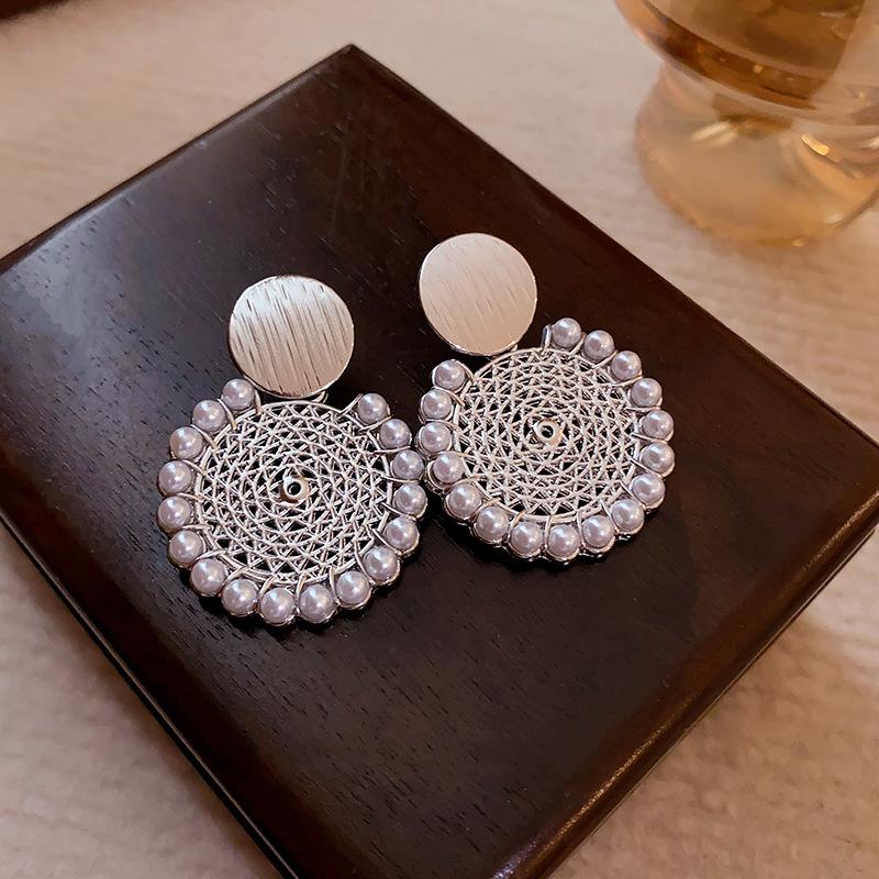 Zinc Alloy Needle Water Drop Pearl Flower Tassel Earrings for Women French Vintage Palace Style Drop Earrings Vintage Zircon
