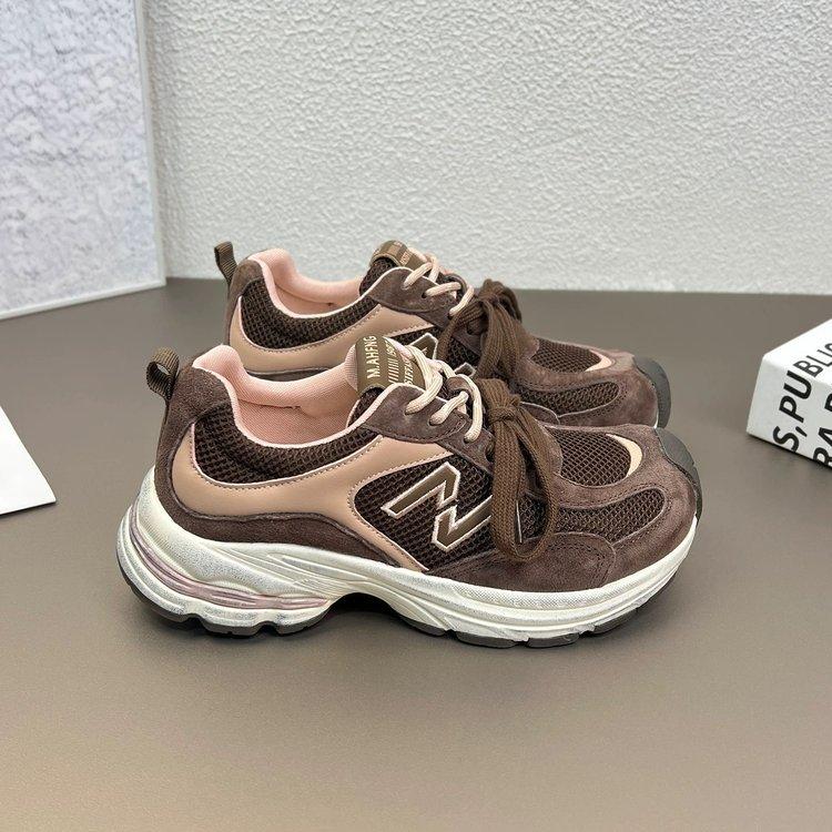 

Platform-soled casual sports shoes women s summer 2025 new versatile dad shoes soft-soled lightweight Forrest Gump training shoes 40 коричневый